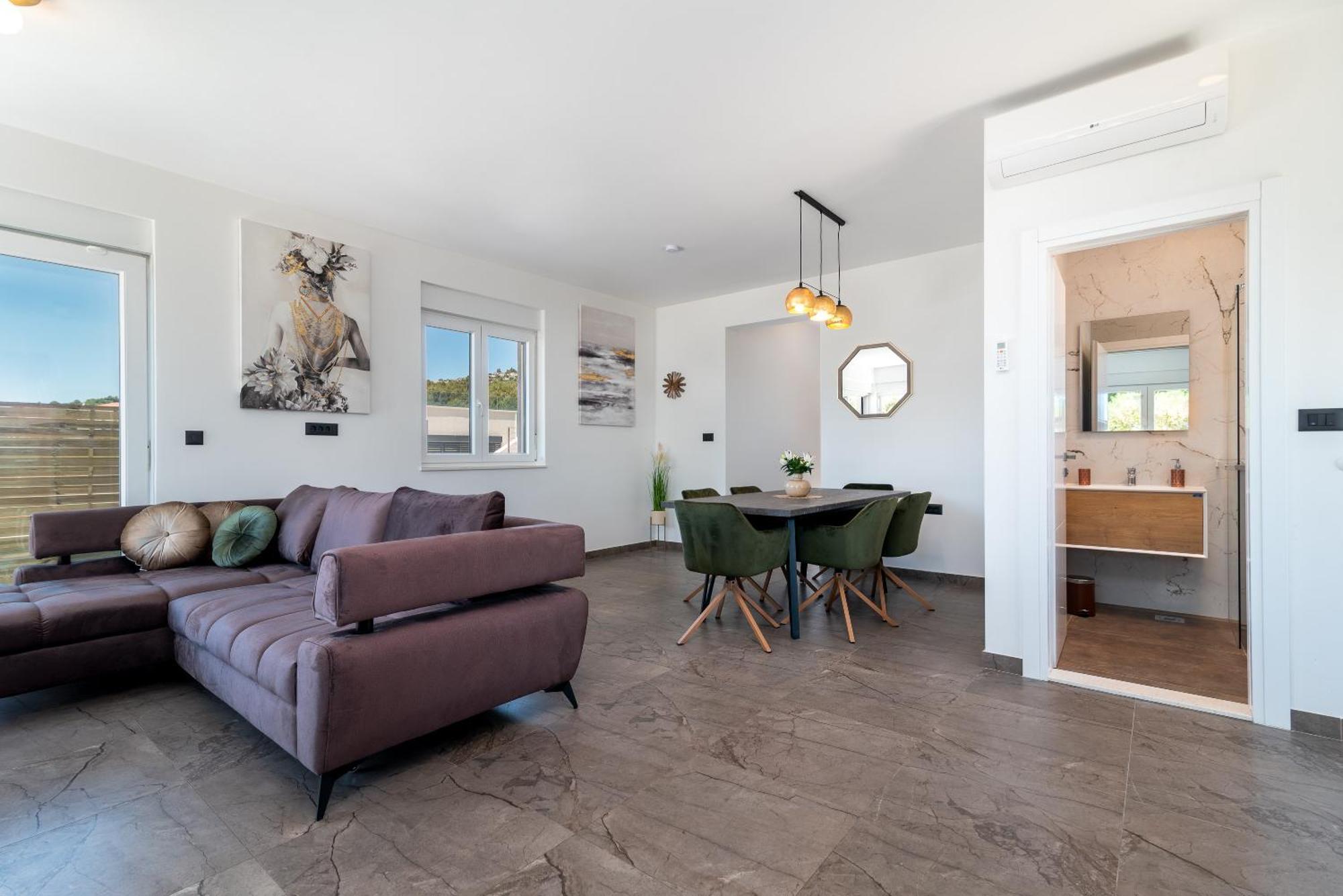 Helena Apartment Trogir